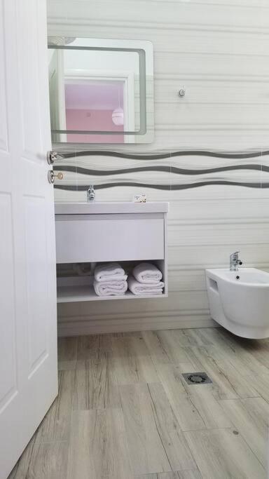 Adriatic East View Apartment Durrës 외부 사진